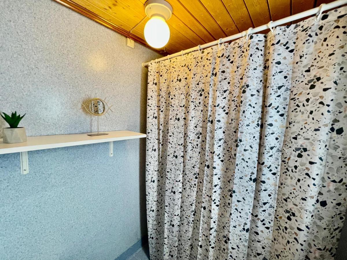 Inuk Hostels Nuuk Exteriör bild