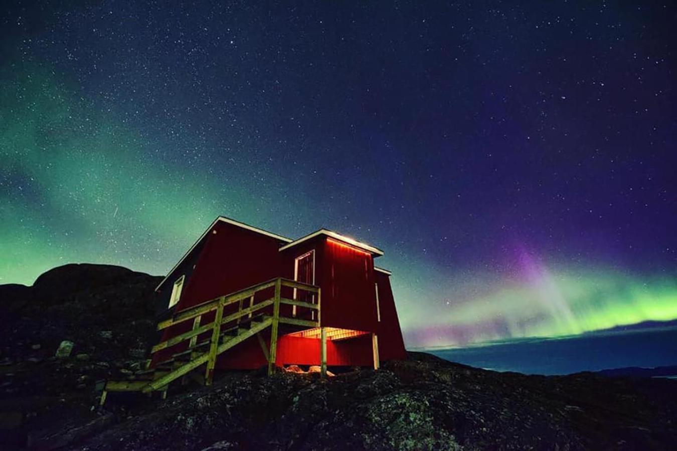 Inuk Hostels Nuuk Exteriör bild