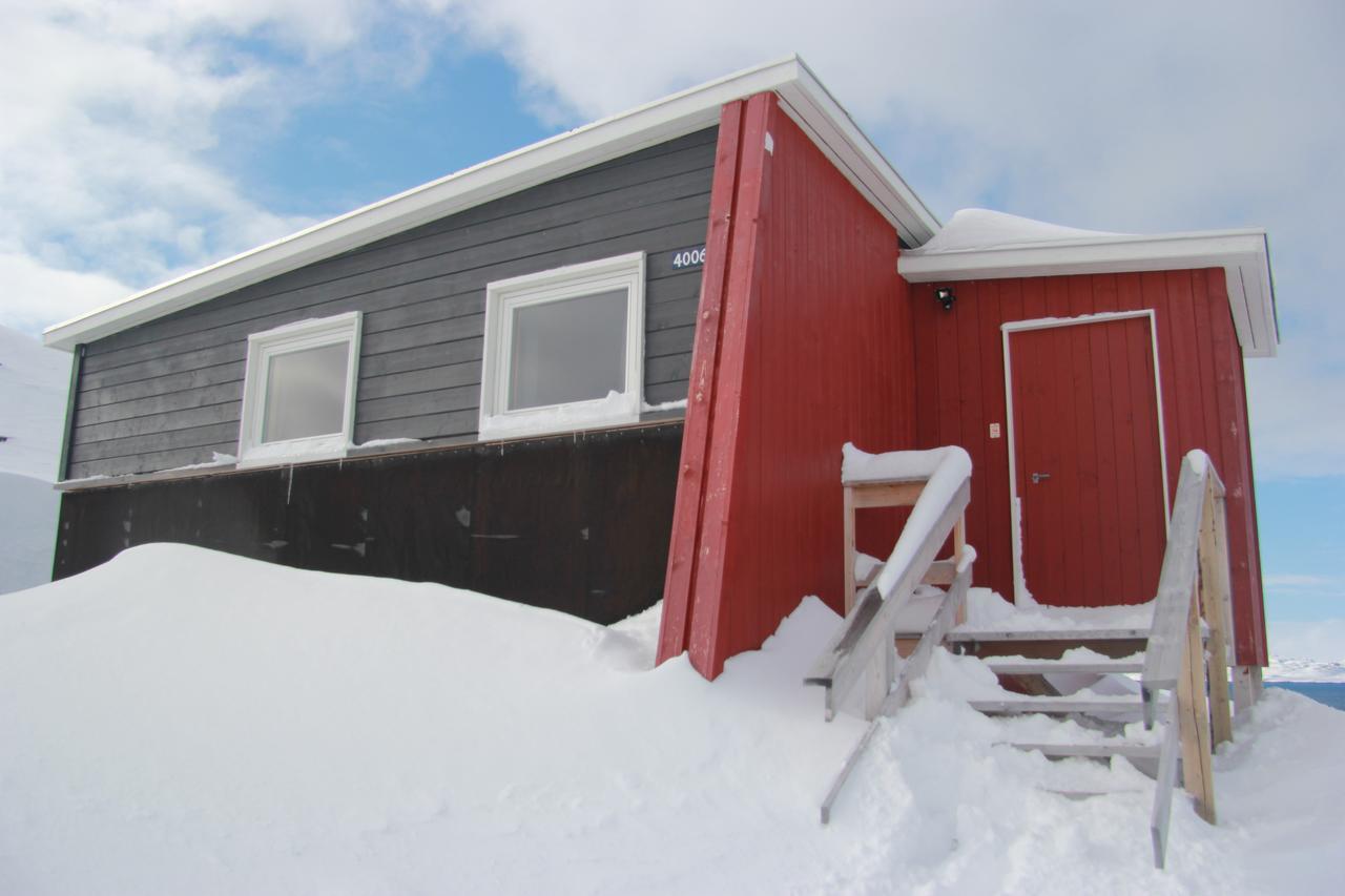 Inuk Hostels Nuuk Exteriör bild