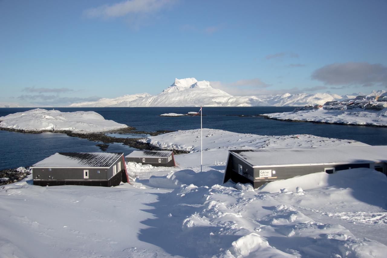 Inuk Hostels Nuuk Exteriör bild