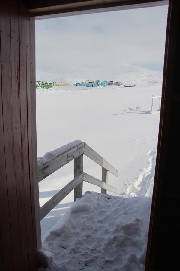 Inuk Hostels Nuuk Exteriör bild